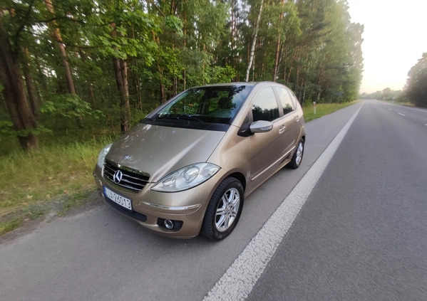 Mercedes-Benz Klasa A cena 16000 przebieg: 134000, rok produkcji 2005 z Nidzica małe 211